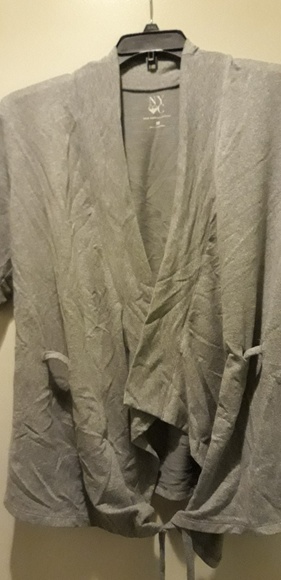 New York & Company Cardigan Type - Picture 4 of 4